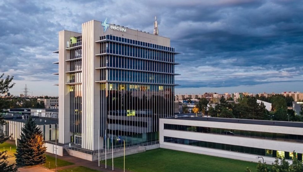 EfTEN müüs Kadaka tee 63 büroohoone Urmas Sõõrumaale kuuluvale ettevõttele - Ärikinnisvara - Kinnisvarauudised - City24.ee kinnisvaraportaal