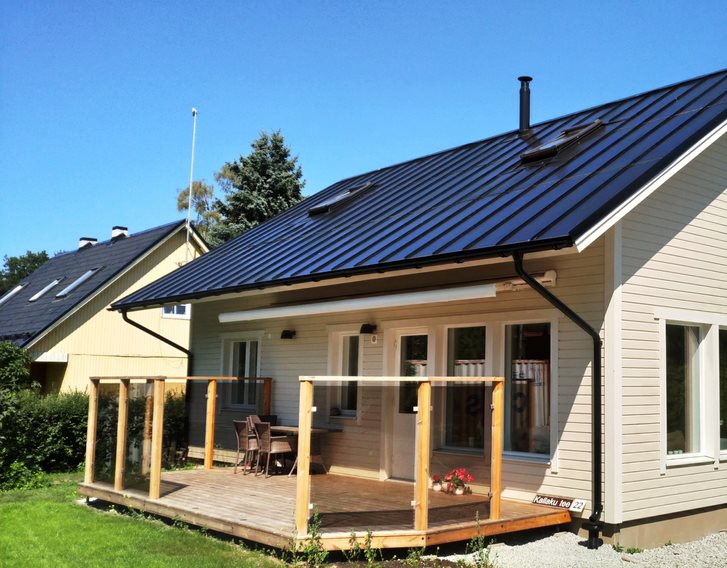 Lugu eramaja omanikust, kelle maja päikesekatus katab kogu majapidamise elektrikulu ja jääb veel ülegi - Energiatõhusus, Ehitamine - Kinnisvarauudised - City24.ee kinnisvaraportaal