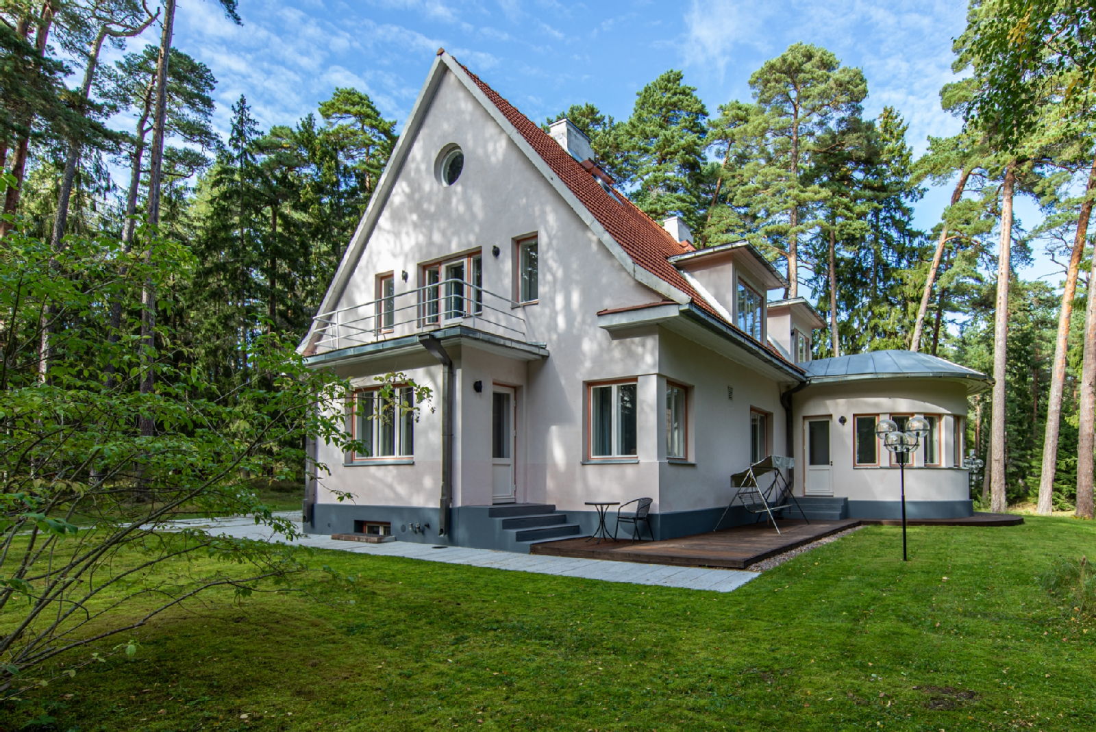 Unikaalne kivielamu, mille väärtus paneb ajale vastu - Imelised kodud - Kinnisvarauudised - City24.ee kinnisvaraportaal
