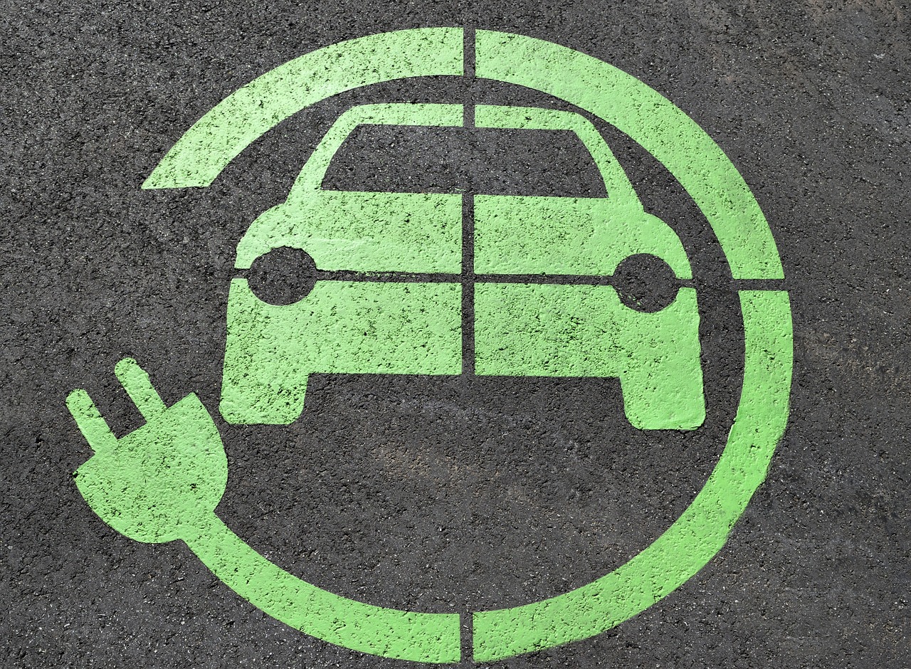 Uutele hoonetele peab paigaldama elektriautode laadimistaristu - Seadusandlus, Uusarendused - Kinnisvarauudised - City24.ee kinnisvaraportaal