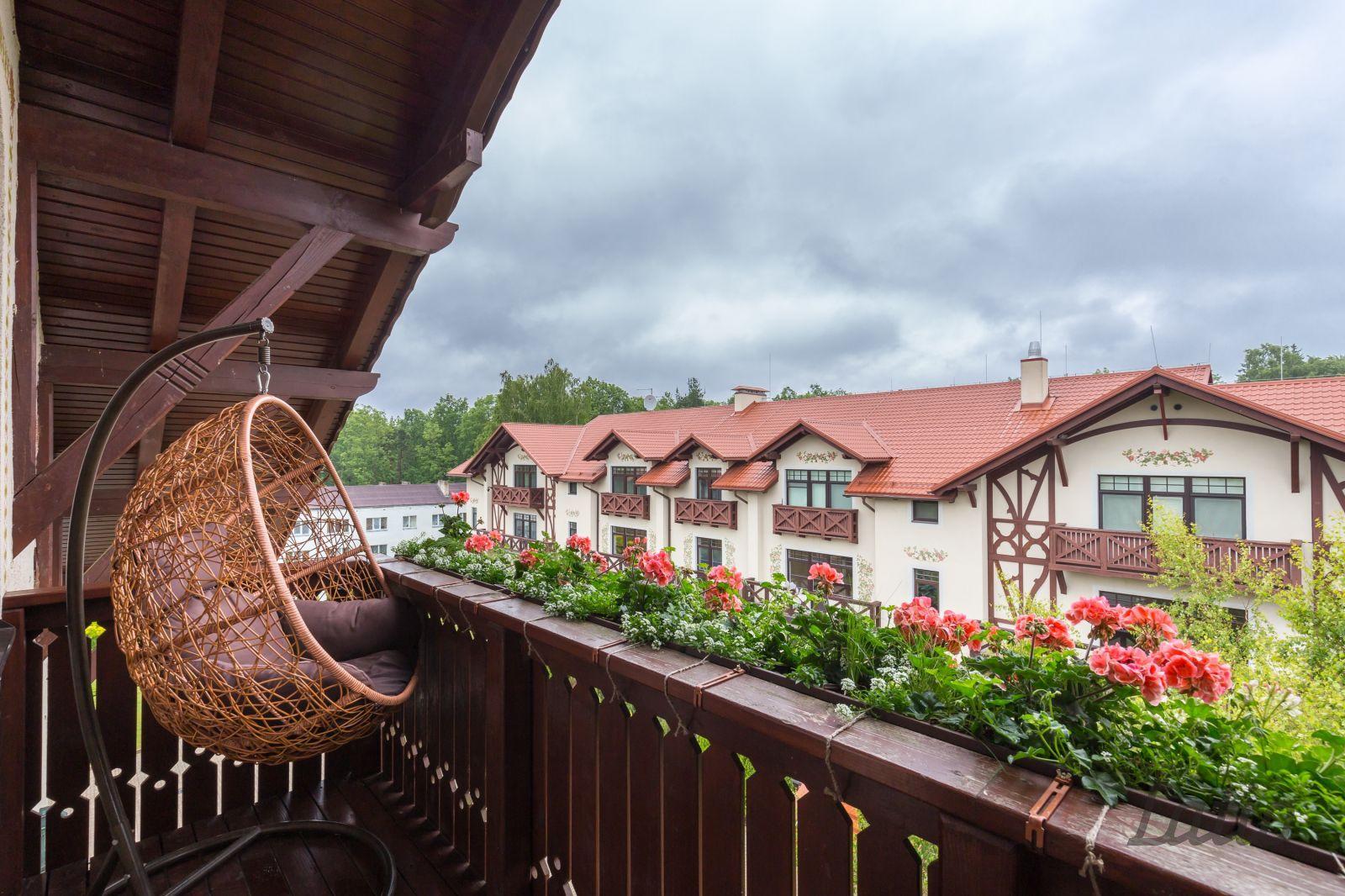 Šarmants mansarda dzīvoklis Alpu stilistikā Siguldas Mazajā Šveicē - Nekustamo īpašumu ziņas - City24.lv nekustamo īpašumu sludinājumu portāls